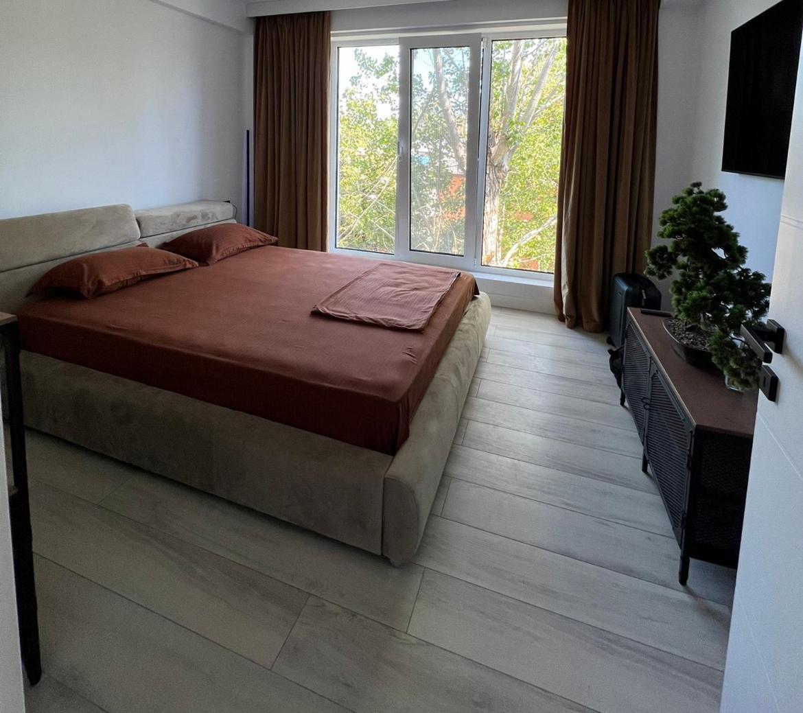 Apartament 3 camere Vila Cristal Neptun Exterior foto