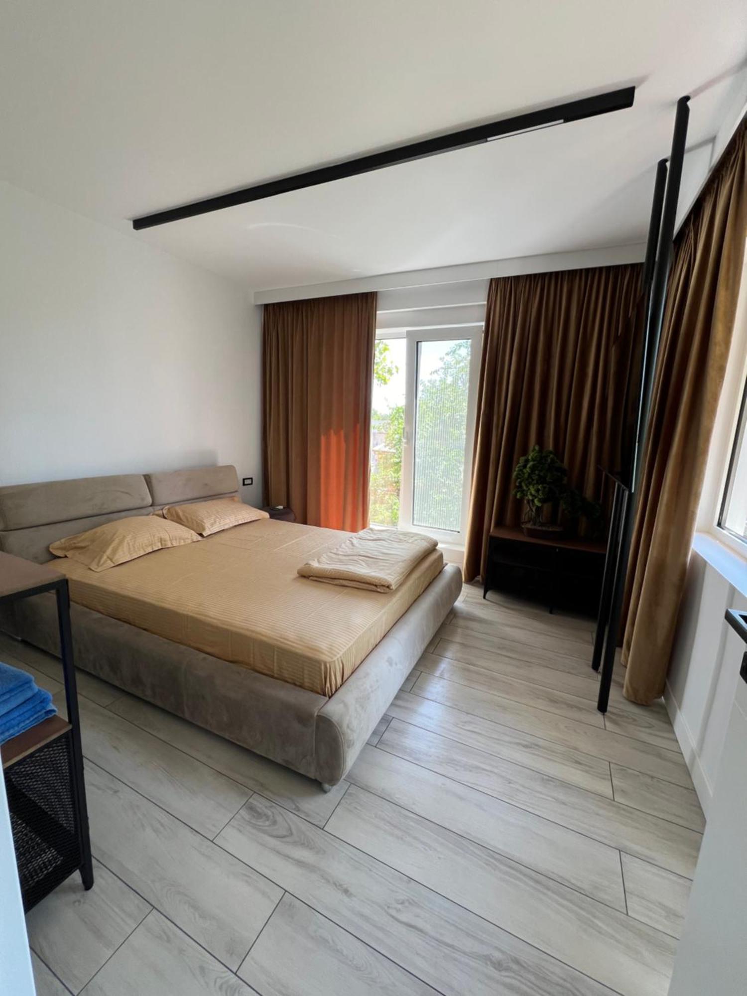 Apartament 3 camere Vila Cristal Neptun Exterior foto